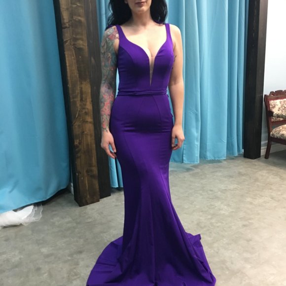 PURPLE Sleek Sexy  Prom Dress, Cutouts Size 12, Mermaid, Jersey Stretch - Picture 2 of 6